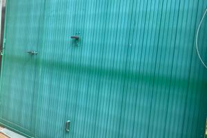 Porta basculante per garage