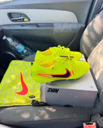Scarpe nike legend 41
