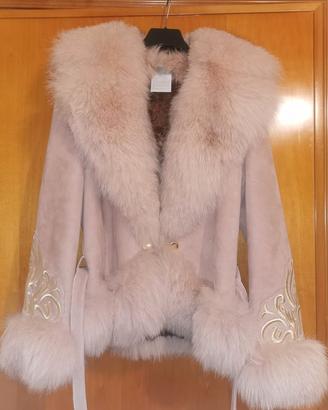 Shearling con volpe rosa e ricami  in oro  anni 80