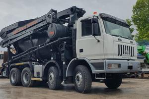 Beton pompa su Autocarro Astra 4 Assi