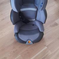 Seggiolino auto E4 - per bambini tra 15 e 36 kg