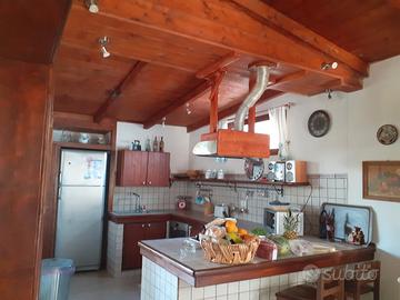 Villa indipendente a 300 metri dalla spiaggia