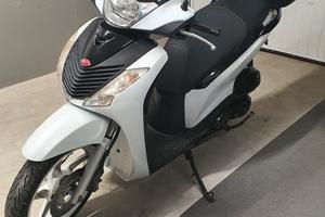 honda sh125i 