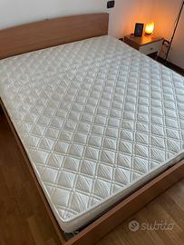 Materasso + cuscini nuovi