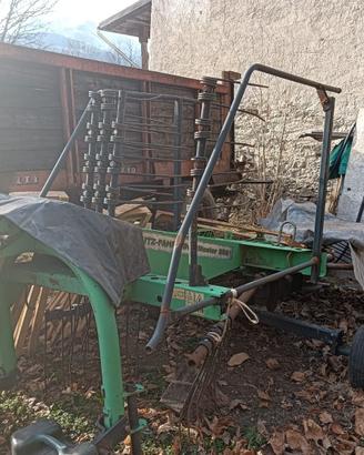 Attrezzature agricole
