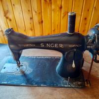 Macchina da cucire Singer vintage anni ’40‑’50