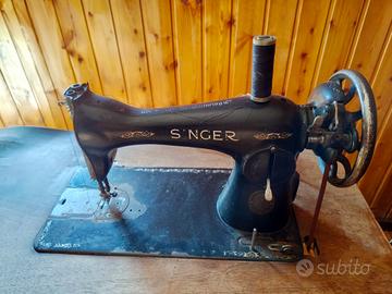 Macchina da cucire Singer vintage anni ’40‑’50