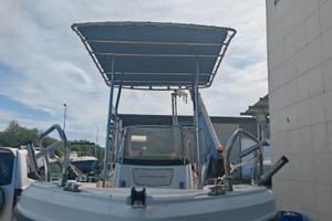 RANIERI INTERNATIONAL VOIAGER 19S