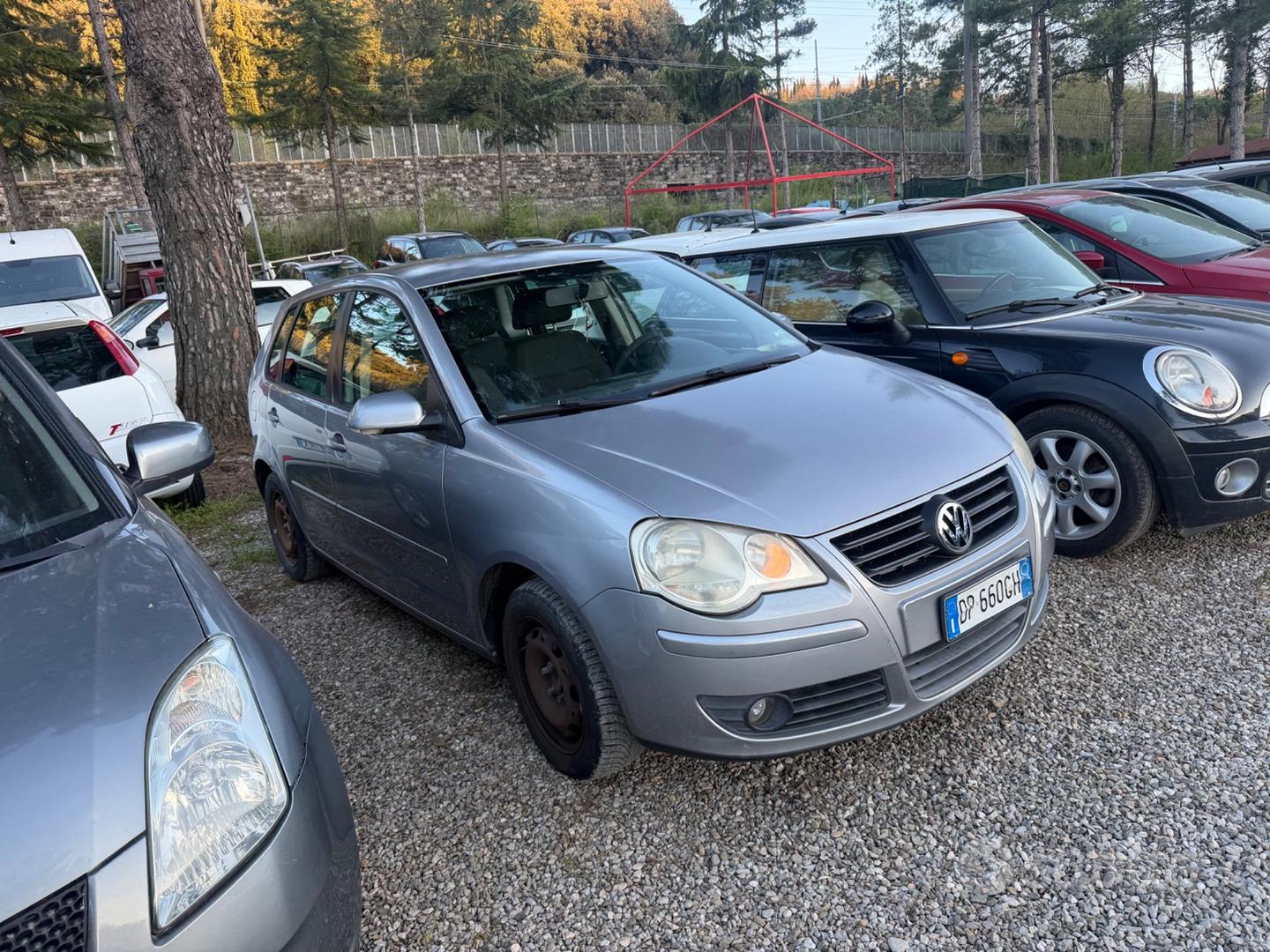 Volkswagen Polo 2006 photo 2