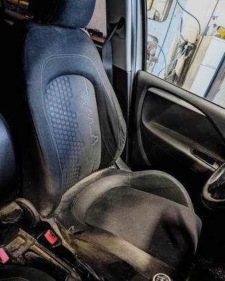 Sedile anteriore sx FIAT GRANDE PUNTO del 2014
