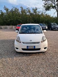 Daihatsu Sirion 1.0 Clima Idroguida