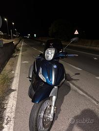 Beverly 125