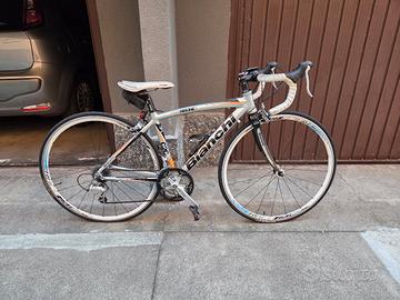 bici da corsa bianchi