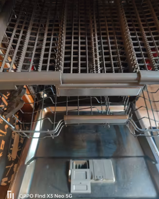 Lavastoviglie libera 