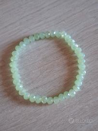 Bracciale elastico con perline sfaccettate