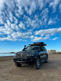 Toyota Land Cruiser KDJ 120 (SOLO AUTO)