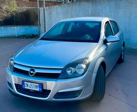 Opel astra 2004 benzina