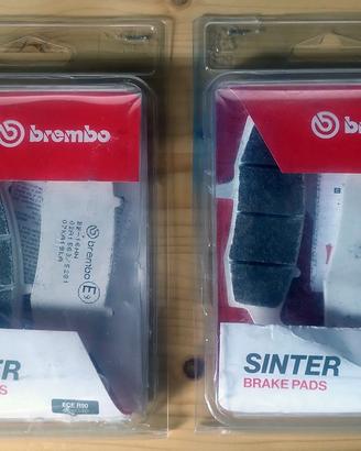 Set 4 pastiglie anteriori sinterizzate Brembo
