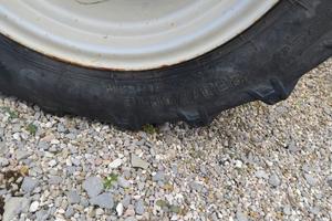 Gomme più cerchi per trattori