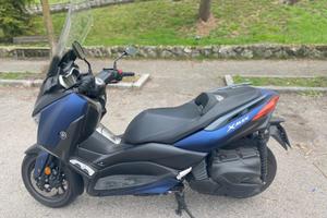 Xmax 400 del 2018