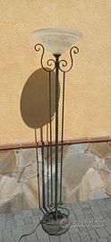 piantana lampada in ferro