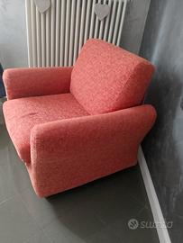 Poltrona in tessuto sfoderabile 