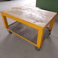 Carrello industriale per particolari pesanti