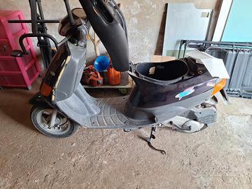 piaggio zip 50