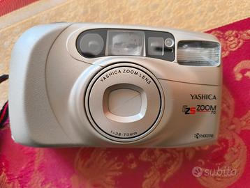 Yashica EZS zoom 70 Kyocera - fotocamera analogica