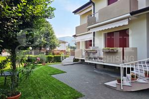 Villa a schiera Collebeato [V237LVRG]