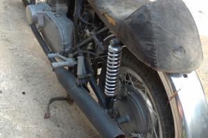 2 Laverda 750, una per ricambi