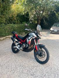 Aprilia tuareg 660