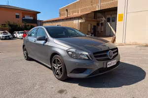 MERCEDES A 200 + KORANDO (leggere )