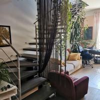 Scala interna abitazione moderna