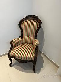 Poltrona antica in stile barocco