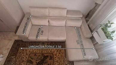 Divano Letto alcantara condizioni perfette. 