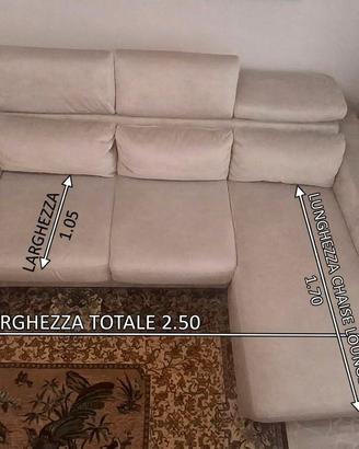 Divano Letto alcantara condizioni perfette. 