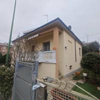 ASTI VICIN. VIA POLLEDRO ANGOLO VIA ALDO MORO € 27