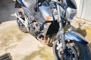 suzuki gsr 600