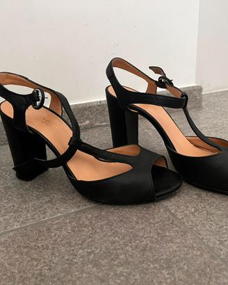 Tacco nero in pelle Chrome