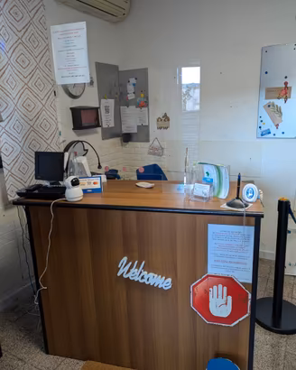 ARREDAMENTO STUDIO MEDICO/CENTRO ESTETICO/UFFICIO