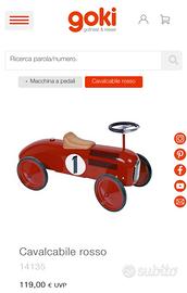 Macchina cavalcabile rossa