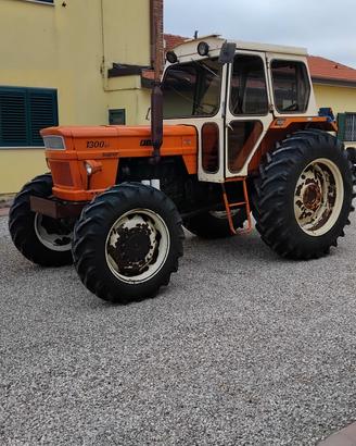Trattore fiat 1300 super dt cabinato