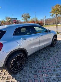 Mercedes GLA 200d 4matic