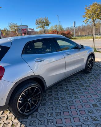 Mercedes GLA 200d 4matic