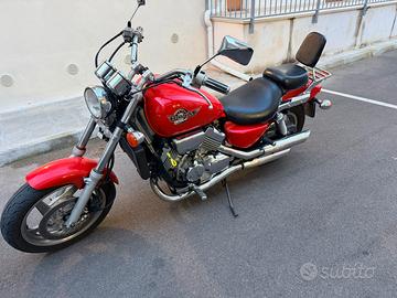 Honda VF750c