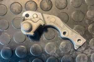 Sposta pinza anteriore beta