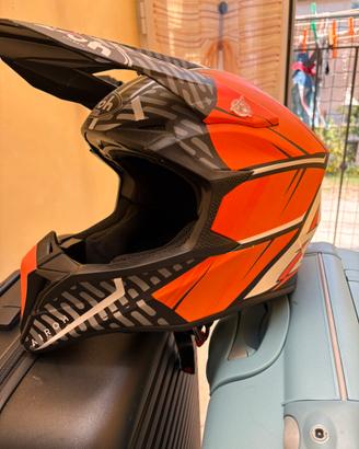 Casco Airoh