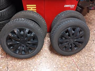 cerchi in ferro con gomme neve