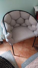 poltroncina grigia imbottitura nuiva